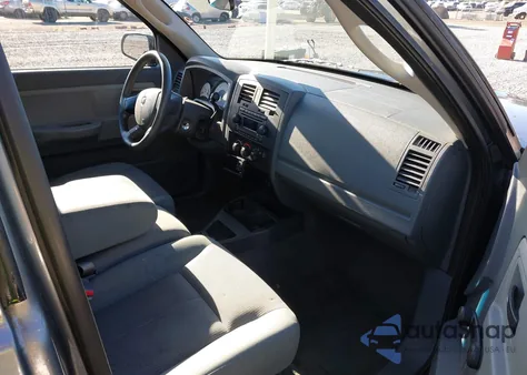 2005 Dodge Dakota St from USA, damaged, VIN 1D7HW22K05S206111